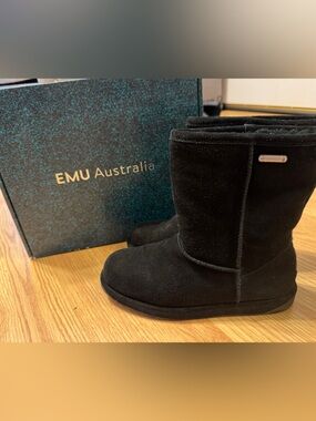 Emu Black Suede Short Winter Boots